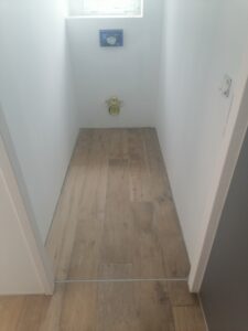 Maison personnalisée Lagardelle-sur-leze. WC suspendus. FJréalisation, Maître d'oeuvre en maison individuelle à Labastidette et Bouloc.