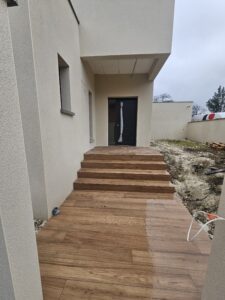 Maison contemporaine avec toit plat